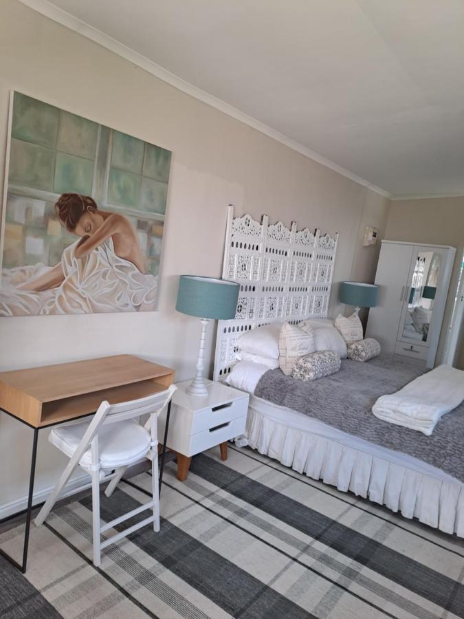 Hotel Milky Way Hermanus Exterior foto